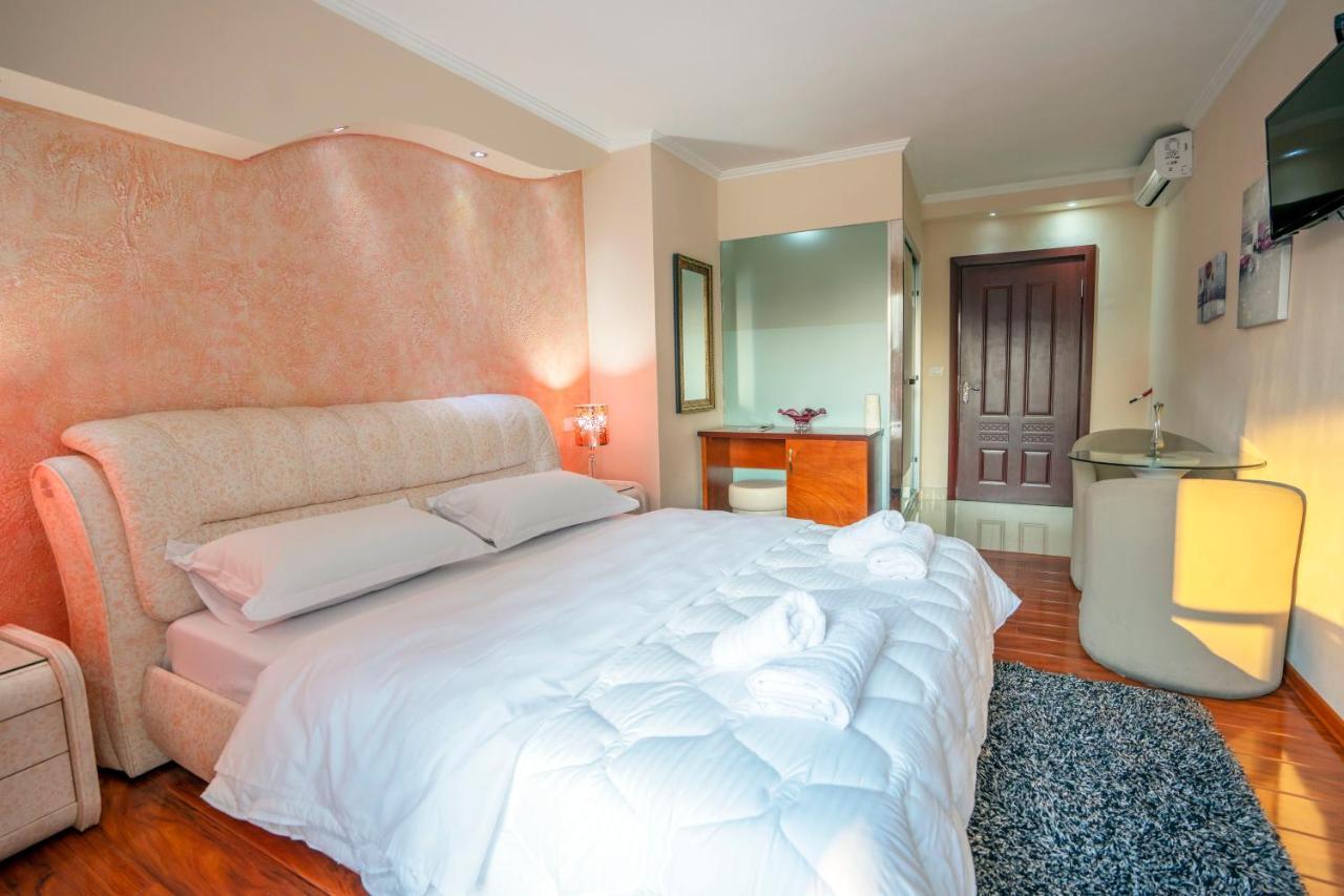 Zobo Hotel Szkodra Zewnętrze zdjęcie