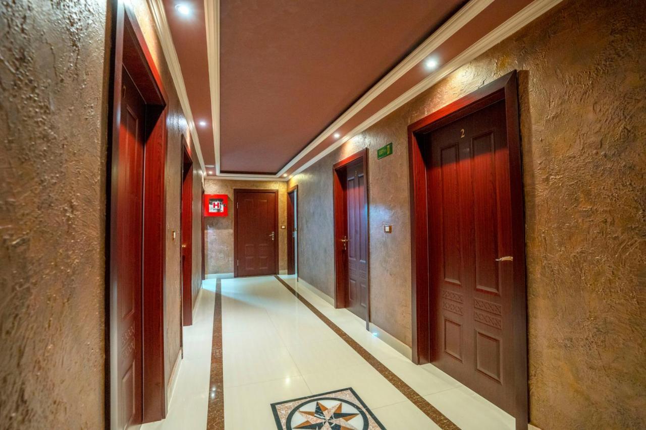 Zobo Hotel Szkodra Zewnętrze zdjęcie