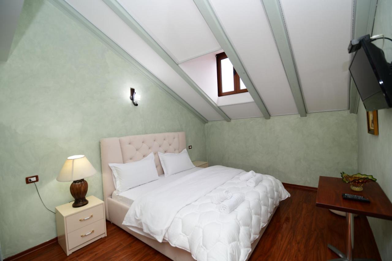 Zobo Hotel Szkodra Zewnętrze zdjęcie