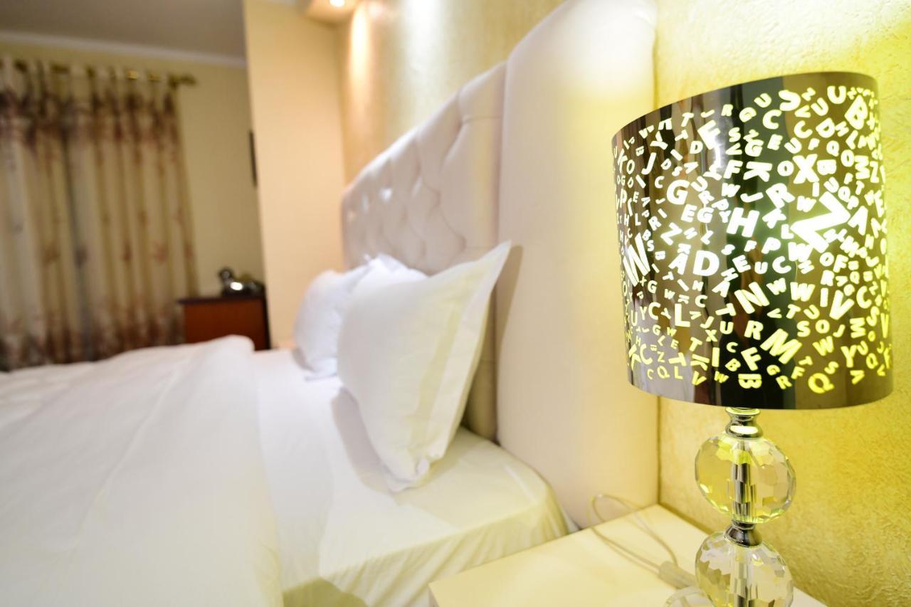 Zobo Hotel Szkodra Zewnętrze zdjęcie